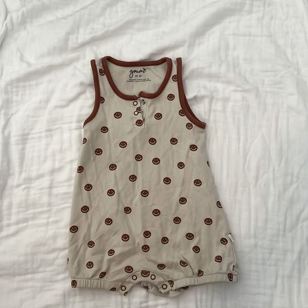 Goumi Smiley Romper